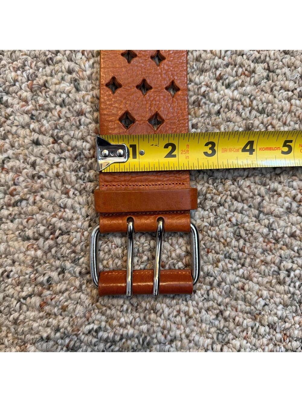 Sangiorgio made in Italy orange leather belt w/silver buckle & cut out stars - Picture 5 of 6